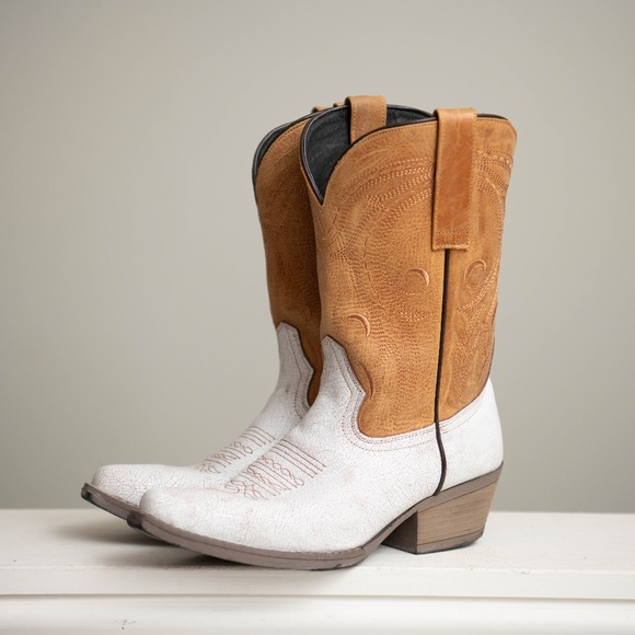 Sterling River Cowboy Boots Two Tone White Tan Embroidered Leather W sz 9 Tall - Picture 1 of 10